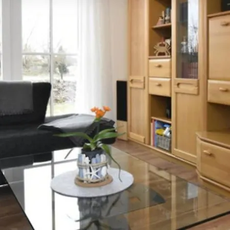 Prázdninový dům Reethaus Strandgut - Geraeumiges Fh, 5 Schlafzimmer, Sauna Und 3 Terrassen, Balkon Rerik